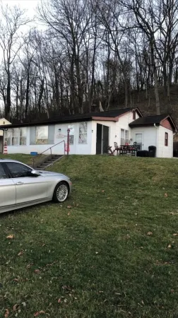 Bring Your Own Boat - Meticulously restored house on the Potomac River