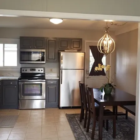 Cozy 3 Bedroom Ranch No steps