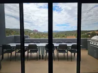 Sedona Epic Dream - 5BR Wow Views! Pool/Spa/Rooftop