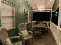 The Perch- FREE Golf Cart! Recently Updated, Sleeps 5, 1.5blocks from the beach.