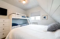 Amazing Lake Michigan Views: Completely Remodeled and Steps from Lake Michigan! Hotels in Stevensville