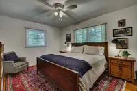 TWO BLOCKS FROM MAIN ST 5 BDRM/ 3 BA, WiFi. HD.