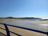 Superb Beach House, Sleeps 8, Pet Friendly