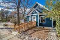 Downtown Loveland Bungalow, charming, historic 2BR recently remodeled gem. Hotels near River's Edge Natural Area