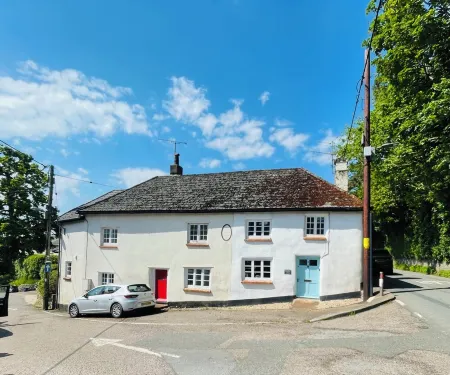 Grandma's Cottage Set in Lovely Mid-Devon. Ideal for Your Year Round Escape.