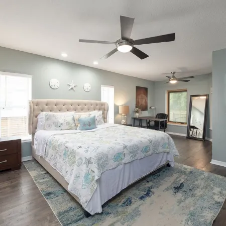 Screened Heated Pool & Hot Tub with Golf Cart - ONE Block to the BEACH!
