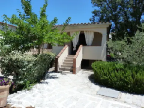 Private Villa with Large Garden & Veranda – Relaxation & Comfort in Budoni Hotels in Budoni