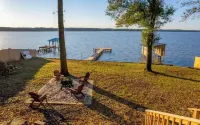 Welcome to Catfish Cabin!