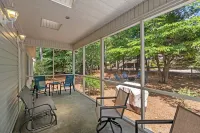 Carolyn's Pinehurst Abode
