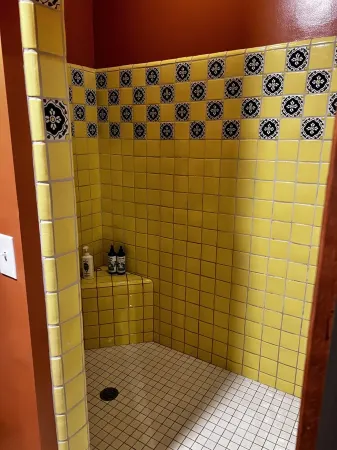 Cactus Alley, Historic Miami, Arizona. Отели в г. Майами