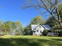 Historic charm in downtown Tryon; 18 Minutes from Tryon Intl Equestrian Center Hotels in Tryon