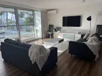 Family Friendly Beach side Unit with Pool Spa Sauna Cotton Tree