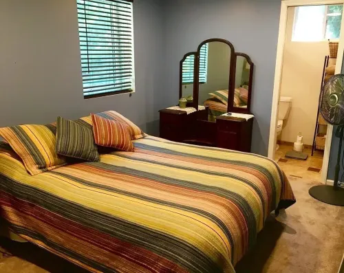 Comfortable Apartment in Northwest Omaha