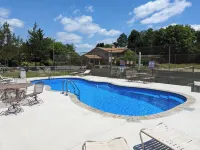 Westover Park Condo 108 - A quiet getaway on your way to the Great Smoky Mtns