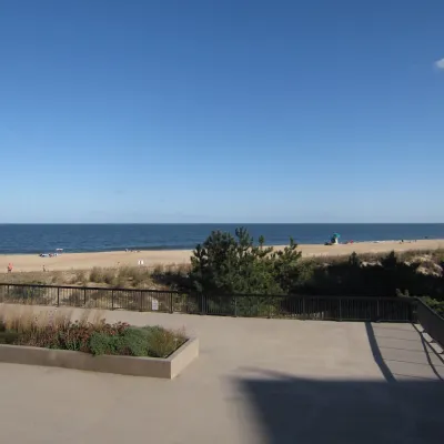 Magnificent Ocean Front. Beautiful Five-Star. Perfect, Quiet Get-Away. ベサニー・ビーチ周辺のホテル