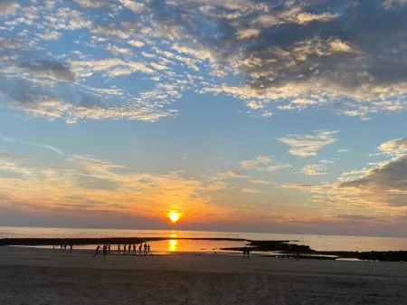 Typical single-storey L-shaped house in the heart of old CHAUCRE