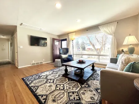 Central Boulder! 3Bdrm Nice Cozy House
