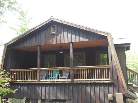 A-Loft, a beautifully appointed one bedroom apartment