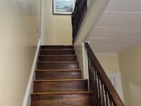 Family friendly serene house close to beaches, sleeps 8, lot off street parking Hotels in Saco