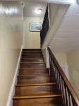 Family friendly serene house close to beaches, sleeps 8, lot off street parking