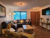 THE GARDEN HOUSE A FEW BLOCKS FROM THE WORLD'S LARGEST & FAIRVIEW PARK Hotels in Casey