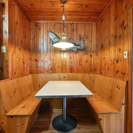 The Cabin- cozy cottage on the sandy shores of the Chippewa Flowage