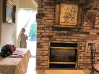 Private Cozy suite in Los Gatos -Saratoga  walking distance to downtown..