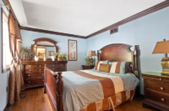 Welcome to @ViewLaneVilla "Insta/IG" NJ Mediterranean Villa with Lake Views Hotels in 