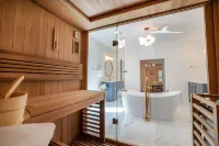 *Newly Renovated Luxury Designer Farmhouse on a 35-Acre Farm, Private and Gated!