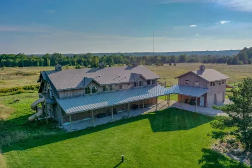 Family friendly ranch retreat only minutes from the heart of Ephraim Hotels in Liberty Grove