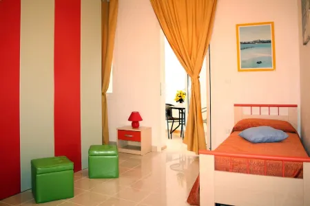 At 80 meters from the sea - Gallipoli - Mancaversa - new villa with terrace overlooking the sea Отели в г. Marina di Mancaversa