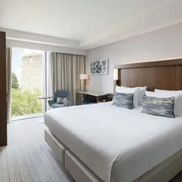 Courtyard Oxford City Centre Hotels near Ashmolean Museum