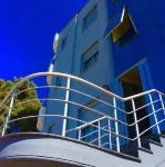 Al Hotel