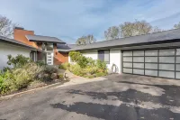 New Winter Rates! Large Home & Gorgeous Vineyard Views & Private Pool & Hot Tub - Private Pool