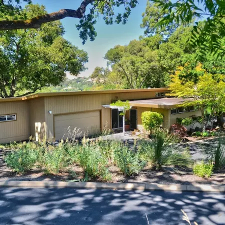Special Pricing for a Private Estate, Immaculate  One of a Kind ' Atmosphere