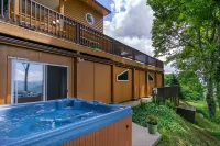 Amazing Mtn Views, Hot Tub+Fire Pit, High Speed WiFi, Gas Log Fireplace, Grill!