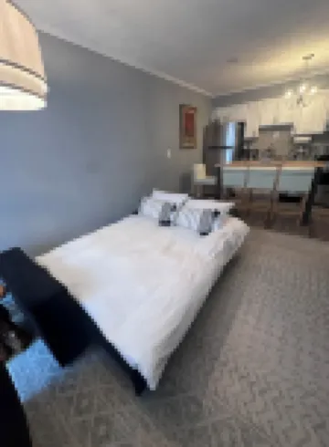 Four Seasons Luxury Mountain Retreat Next to Hiking Trails