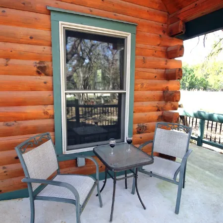 🌲 Cabin in Texas Hill Country, Canyon Lake TexasWINTER TEXANS WELCOME!
