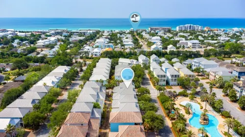 Poolside Haven! Spring break deals, book now!  6 bedroom/3.5 bath/Sleeps16