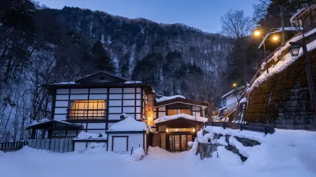 Shirahone Onsen Tsuruya Ryokan
