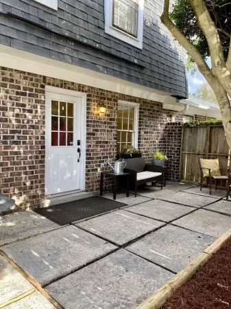 3 Bedroom Townhome in Excellent Location