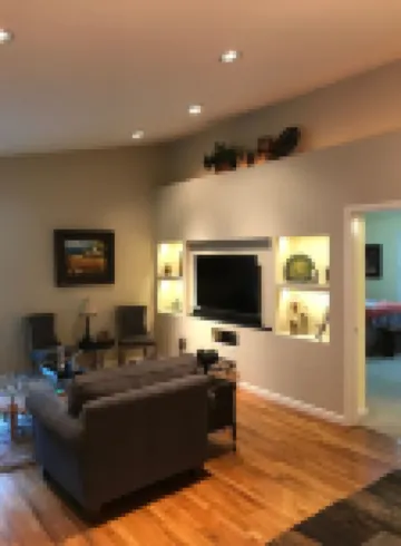 Walk to Carrollton Square!  Entire Home Upstairs For Rent.