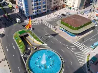 Hotel Madrid Torrejon Plaza - Parkplatz