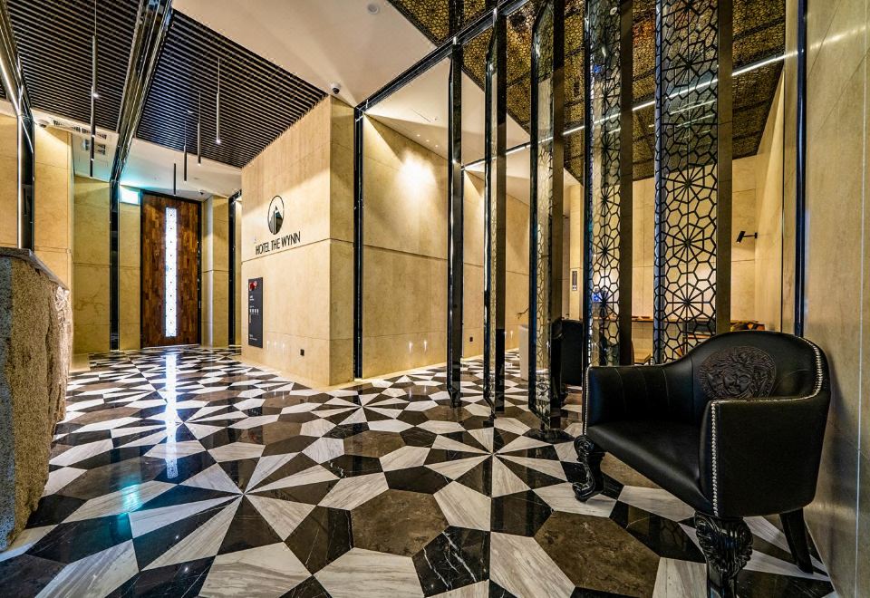 호텔 더 윈 주차장