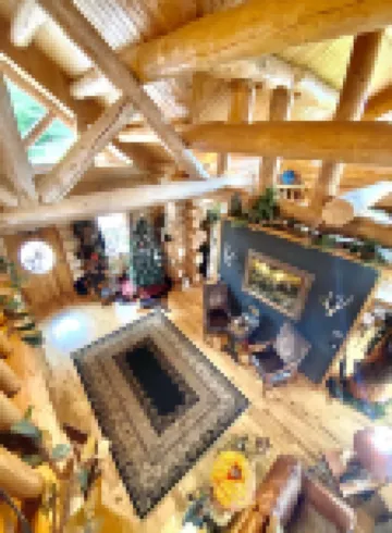 TN Mountain Lodge: sleeps 22+ lake, hikes, hot tub, Sauna