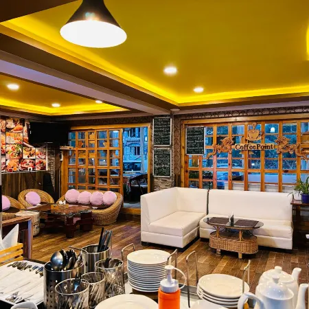 Silver Cloud Hotel