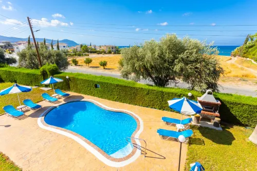 Villa Halima Georgios - Pools