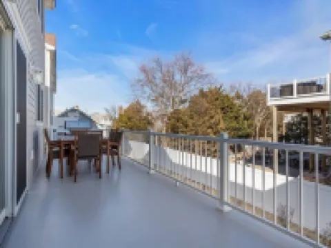 1 Block to Beach with Linens + Towels and Coffee Included Hotels in Seaside Park