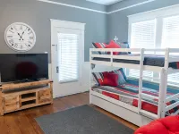 Spacious Country Living Located In The Heart Of Brenham Ξενοδοχεία στην πόλη Brenham