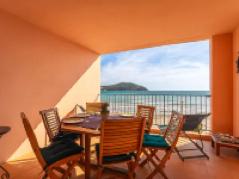 Baie des Lecques Hotels in Saint-Cyr-sur-Mer